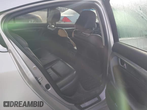 ✅ 2010 Acura TL Technology • VIN: 19UUA8F50AA014591 • Lot: 43825945. Wystawiony na IAAI z przebiegiem 171 640 mil. Bezpłatny archiwum sprzedaży aukcyjnych z USA i szczegółowy raport historii pojazdu na DreamBid. Zdjęcie 8.