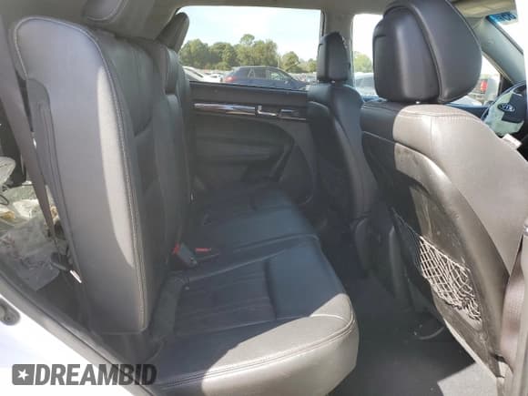 ✅ 2012 Kia Sorento EX • VIN: 5XYKUDA23CG229078 • Lot: 89669735. Listed on Copart with 168,259 mi. Free auction sales archive from the USA and detailed vehicle history report at DreamBid. Image 11.