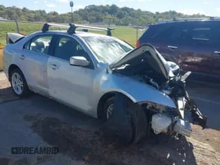 ✅ 2010 Ford Fusion SE • VIN: 3FAHP0HA8AR416154 • Lot: 43478869. Wystawiony na IAAI z przebiegiem 233 009 mil. Bezpłatny archiwum sprzedaży aukcyjnych z USA i szczegółowy raport historii pojazdu na DreamBid. Zdjęcie 1.