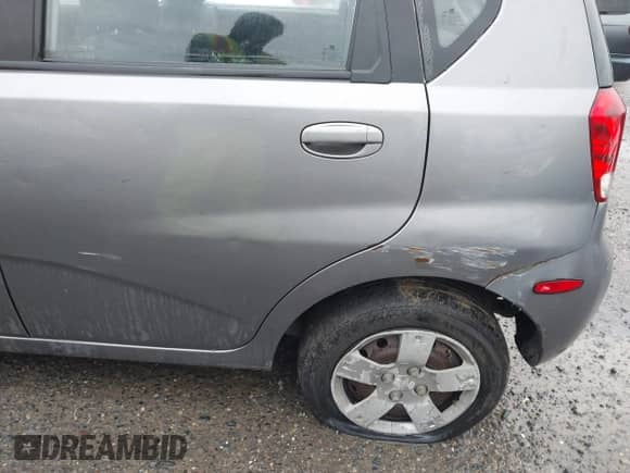 2007 Chevrolet Aveo LS with VIN KL1TD66607B771077, listed as a IAAI auction lot 43577902 with Not provided miles and . Bid and sale history available at DreamBid. Image 13.