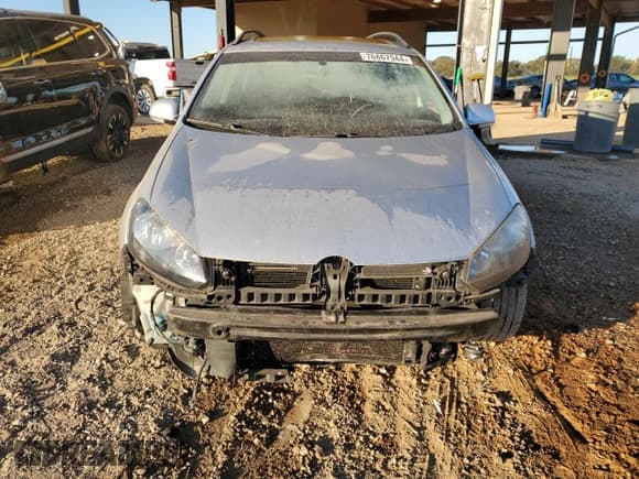 ✅ 2010 Volkswagen Jetta TDI • VIN: 3VWTL7AJ4AM643127 • Lot: 76867944. Listed on Copart with 207,607 mi. Free auction sales archive from the USA and detailed vehicle history report at DreamBid. Image 5.