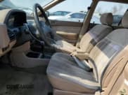 ✅ 1993 Ford Escort LX • VIN: 1FAPP15J1PW302394 • Lot: 49170485. Wystawiony na Copart z przebiegiem 71 642 mil. Bezpłatny archiwum sprzedaży aukcyjnych z USA i szczegółowy raport historii pojazdu na DreamBid. Zdjęcie 7.