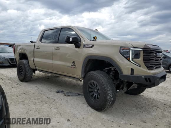 ✅ 2023 GMC Sierra 1500 AT4X • VIN: 3GTUUFEL8PG135583 • Лот: 88437555. Опубликован ранее на Copart с пробегом 26 685 миль. Бесплатный доступ к архиву аукционных продаж из США и подробный отчёт об истории автомобиля на DreamBid. Изображение 4.