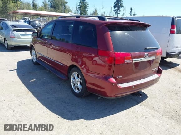 ✅ 2005 Toyota Sienna XLE • VIN: 5TDZA22C15S226558 • Lot: 42974612. Listed on IAAI with 187,437 mi. Free auction sales archive from the USA and detailed vehicle history report at DreamBid. Image 3.