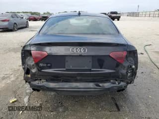 ✅ 2013 Audi RS 5 • VIN: WUAC6AFR7DA901683 • Lot: 50309945. Wystawiony na Copart z przebiegiem 138 800 mil. Bezpłatny archiwum sprzedaży aukcyjnych z USA i szczegółowy raport historii pojazdu na DreamBid. Zdjęcie 6.