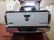 2008 Dodge 3500 Laramie z VIN 3D7MX38AX8G188700, wystawiony jako Copart lot #84154984 z przebiegiem 224 985 mil mil oraz Szkoda całkowita • Salvage title. Historia ofert i sprzedaży dostępna na DreamBid. Obrazek 6.