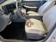 ✅ 2025 Hyundai Sonata SEL • VIN: KMHL64JA4SA454898 • Лот: 90748365. Опубликован ранее на Copart с пробегом 19 676 миль. Бесплатный доступ к архиву аукционных продаж из США и подробный отчёт об истории автомобиля на DreamBid. Изображение 7.