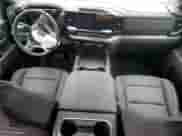 2025 Chevrolet Silverado 3500HD LT с VIN 2GC4KTEY5S1106818, выставлен на аукционе Copart как лот 86745374 с пробегом 3 342 миль миль и Списание • Salvage title. История ставок и продаж доступна на DreamBid. Изображение 8.