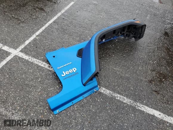 ✅ 2021 Jeep Wrangler Unlimited Sahara Altitude • VIN: 1C4HJXEG7MW728612 • Lot: 45001535. Listed on Copart with 24,027 mi. Free auction sales archive from the USA and detailed vehicle history report at DreamBid. Image 12.