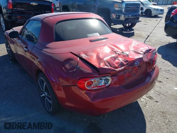 ✅ 2014 Mazda MX-5 Miata Grand Touring • VIN: JM1NC2PF8E0237488 • Lot: 43656713. Listed on IAAI with 47,877 mi. Free auction sales archive from the USA and detailed vehicle history report at DreamBid. Image 6.