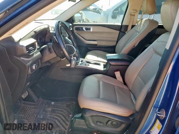 ✅ 2020 Ford Explorer XLT • VIN: 1FMSK7DHXLGC45553 • Лот: 90375725. Опубликован ранее на Copart с пробегом 107 526 миль. Бесплатный доступ к архиву аукционных продаж из США и подробный отчёт об истории автомобиля на DreamBid. Изображение 7.