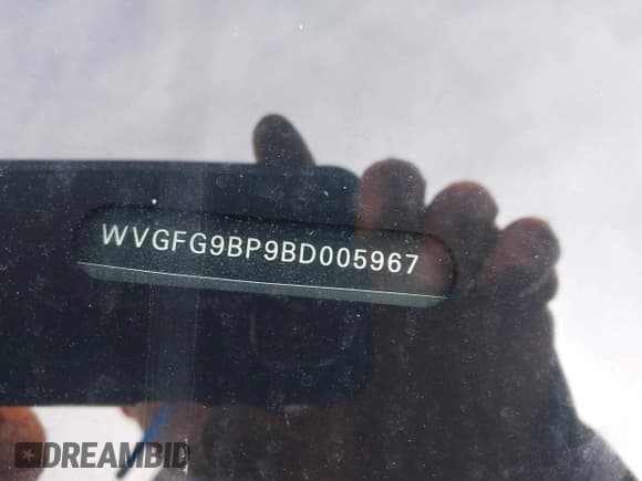 ✅ 2011 Volkswagen Touareg • VIN: WVGFG9BP9BD005967 • Лот: 43753282. Опубликован ранее на IAAI с пробегом 173 170 миль. Бесплатный доступ к архиву аукционных продаж из США и подробный отчёт об истории автомобиля на DreamBid. Изображение 9.