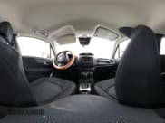 ✅ 2016 Jeep Renegade Latitude • VIN: ZACCJABT7GPD91305 • Lot: 43314056. Wystawiony na IAAI z przebiegiem 78 047 mil. Bezpłatny archiwum sprzedaży aukcyjnych z USA i szczegółowy raport historii pojazdu na DreamBid. Zdjęcie 18.