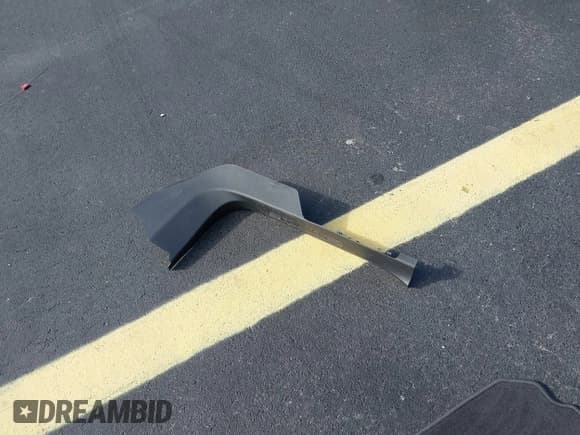 ✅ 2023 Chevrolet Equinox LT • VIN: 3GNAXKEG0PL135937 • Лот: 43290892. Опубликован ранее на IAAI с пробегом 8 379 миль. Бесплатный доступ к архиву аукционных продаж из США и подробный отчёт об истории автомобиля на DreamBid. Изображение 11.