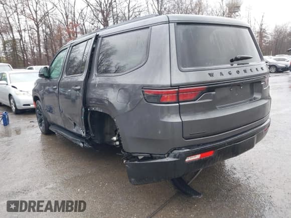 ✅ 2023 Jeep Wagoneer Series II Carbide • VIN: 1C4SJVBP8PS514948 • Lot: 41028759. Listed on IAAI with 30,406 mi. Free auction sales archive from the USA and detailed vehicle history report at DreamBid. Image 3.