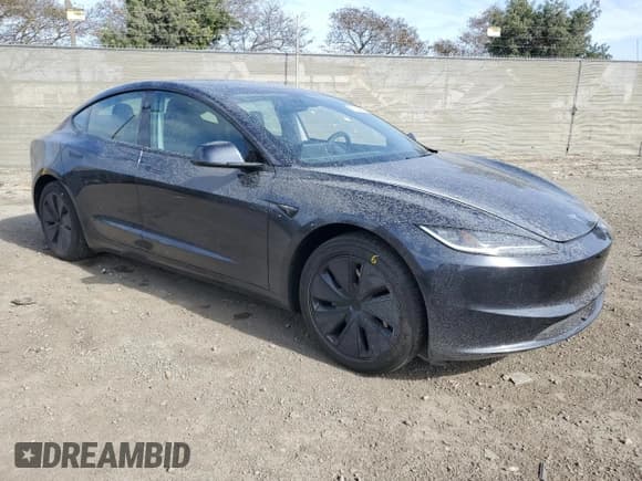 ✅ 2024 Tesla Model 3 • VIN: 5YJ3E1EA5RF746514 • Lot: 47242585. Wystawiony na Copart z przebiegiem 16 847 mil. Bezpłatny archiwum sprzedaży aukcyjnych z USA i szczegółowy raport historii pojazdu na DreamBid. Zdjęcie 4.