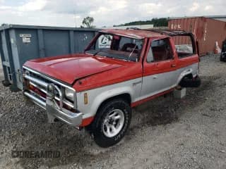 ✅ 1987 Ford Bronco • VIN: 1FMCU14T8HUC22622 • Lot: 61193694. Wystawiony na Copart z przebiegiem 28 489 mil. Bezpłatny archiwum sprzedaży aukcyjnych z USA i szczegółowy raport historii pojazdu na DreamBid. Zdjęcie 1.