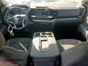 ✅ 2025 Chevrolet Silverado 1500 • VIN: 3GCUKDE87SG161073 • Лот: 85558495. Опубликован ранее на Copart с пробегом 17 841 миль. Бесплатный доступ к архиву аукционных продаж из США и подробный отчёт об истории автомобиля на DreamBid. Изображение 8.