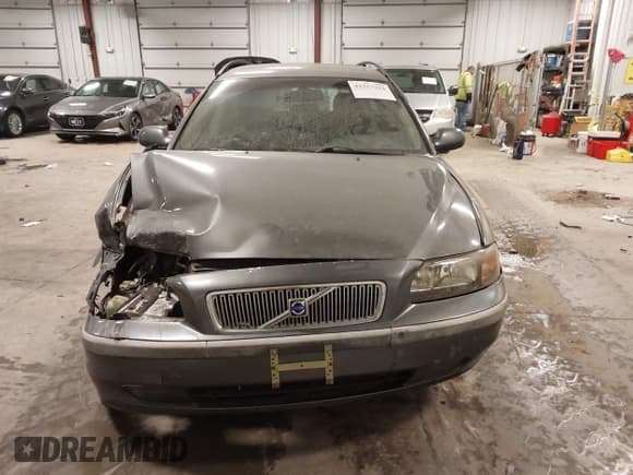 ✅ 2003 Volvo V70 2.4L Turbo • VIN: YV1SW58D632315898 • Лот: 41317254. Опубликован ранее на IAAI с пробегом 153 768 миль. Бесплатный доступ к архиву аукционных продаж из США и подробный отчёт об истории автомобиля на DreamBid. Изображение 12.