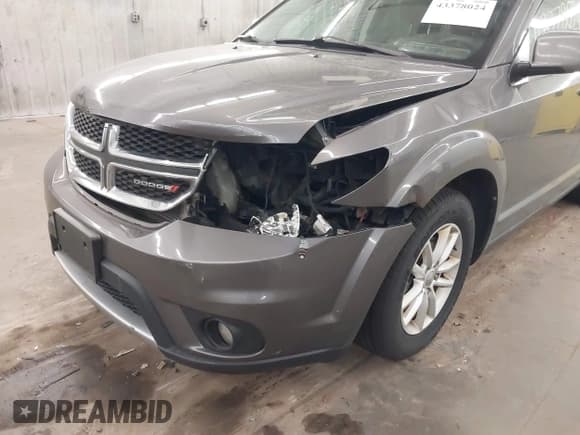 ✅ 2013 Dodge Journey SXT • VIN: 3C4PDDBG8DT511050 • Lot: 43378024. Wystawiony na IAAI z przebiegiem 255 652 mil. Bezpłatny archiwum sprzedaży aukcyjnych z USA i szczegółowy raport historii pojazdu na DreamBid. Zdjęcie 6.