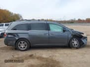 ✅ 2013 Honda Odyssey EX-L • VIN: 5FNRL5H65DB025083 • Lot: 43698397. Wystawiony na IAAI z przebiegiem 210 567 mil. Bezpłatny archiwum sprzedaży aukcyjnych z USA i szczegółowy raport historii pojazdu na DreamBid. Zdjęcie 13.