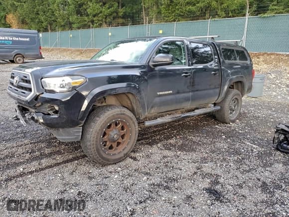 ✅ 2016 Toyota Tacoma TRD Off Road • VIN: 3TMCZ5AN1GM013969 • Lot: 94136925. Listed on Copart with 13,270 mi. Free auction sales archive from the USA and detailed vehicle history report at DreamBid. Image 1.