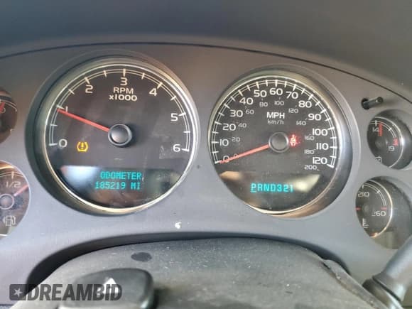 ✅ 2007 GMC Yukon SLE • VIN: 1GKFC13C27R341102 • Lot: 46651705. Listed on Copart with 185,219 mi. Free auction sales archive from the USA and detailed vehicle history report at DreamBid. Image 9.