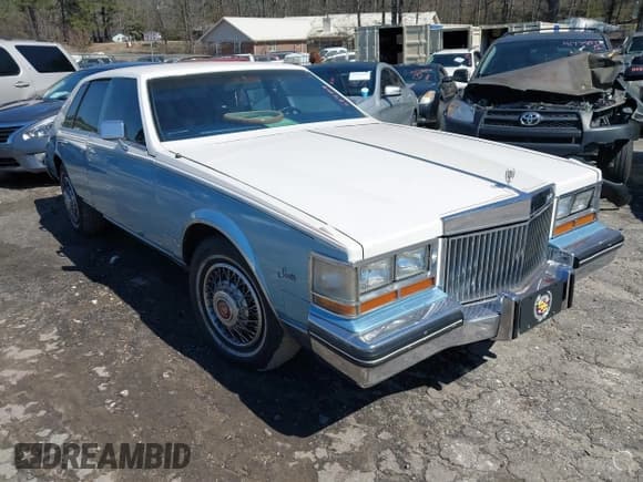 ✅ 1981 Cadillac Seville • VIN: 1G6AS6998BE684808 • Лот: 41778889. Опубликован ранее на IAAI с пробегом 48 084 миль. Бесплатный доступ к архиву аукционных продаж из США и подробный отчёт об истории автомобиля на DreamBid. Изображение 1.
