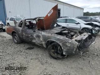 ✅ 1985 Chevrolet Monte Carlo Sport SS • VIN: 1G1GZ37G6FR114333 • Лот: 72896644. Опубликован ранее на Copart с пробегом Не указан. Бесплатный доступ к архиву аукционных продаж из США и подробный отчёт об истории автомобиля на DreamBid. Изображение 4.