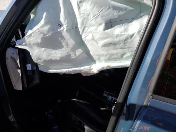 ✅ 2020 Land Rover Defender HSE • VIN: SALE9EEU0L2020514 • Lot: 86503405. Listed on Copart with Not provided. Free auction sales archive from the USA and detailed vehicle history report at DreamBid. Image 8.