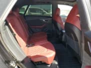 ✅ 2021 Audi SQ8 Prestige • VIN: WA1CWBF16MD017840 • Лот: 48246774. Опубликован ранее на Copart с пробегом 33 849 миль. Бесплатный доступ к архиву аукционных продаж из США и подробный отчёт об истории автомобиля на DreamBid. Изображение 10.