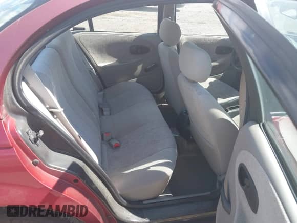 1998 Saturn SL z VIN 1G8ZK5277WZ156690, wystawiony jako IAAI lot #43106078 z przebiegiem 168 196 mil mil oraz . Historia ofert i sprzedaży dostępna na DreamBid. Obrazek 8.