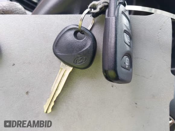 ✅ 2012 Hyundai Elantra GLS • VIN: 5NPDH4AE0CH085585 • Lot: 42860505. Listed on IAAI with 65,926 mi. Free auction sales archive from the USA and detailed vehicle history report at DreamBid. Image 11.