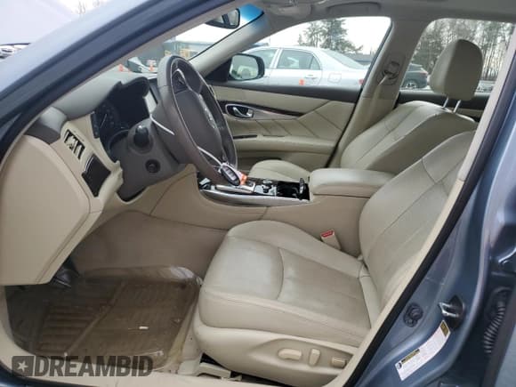 ✅ 2017 Infiniti Q70 3.7 • VIN: JN1BY1PR4HM210202 • Лот: 48556905. Опубликован ранее на Copart с пробегом 75 998 миль. Бесплатный доступ к архиву аукционных продаж из США и подробный отчёт об истории автомобиля на DreamBid. Изображение 7.