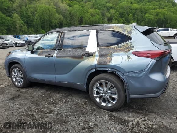 ✅ 2024 Toyota Highlander Hybrid Limited • VIN: 5TDXBRCH8RS642765 • Lot: 56330315. Wystawiony na Copart z przebiegiem 2 286 mil. Bezpłatny archiwum sprzedaży aukcyjnych z USA i szczegółowy raport historii pojazdu na DreamBid. Zdjęcie 2.