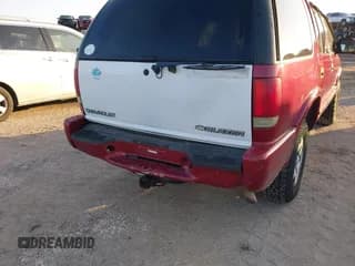 ✅ 2002 Chevrolet Blazer LS • VIN: 1GNDT13WX2K220579 • Lot: 43106639. Wystawiony na IAAI z przebiegiem 288 842 mil. Bezpłatny archiwum sprzedaży aukcyjnych z USA i szczegółowy raport historii pojazdu na DreamBid. Zdjęcie 6.