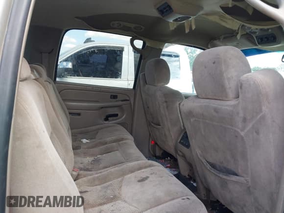 ✅ 2005 Chevrolet Suburban Z71 • VIN: 3GNFK16Z55G209308 • Lot: 42092398. Listed on IAAI with 280,746 mi. Free auction sales archive from the USA and detailed vehicle history report at DreamBid. Image 8.