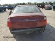 ✅ 2005 Kia Spectra LX • VIN: KNAFE121155079015 • Lot: 89492695. Wystawiony na Copart z przebiegiem 196 820 mil. Bezpłatny archiwum sprzedaży aukcyjnych z USA i szczegółowy raport historii pojazdu na DreamBid. Zdjęcie 6.