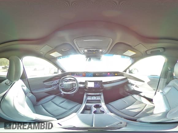 ✅ 2024 Lincoln Nautilus Reserve • VIN: 5LMPJ8KA1RJ785578 • Lot: 81482245. Listed on Copart with 12,162 mi. Free auction sales archive from the USA and detailed vehicle history report at DreamBid. Image 16.