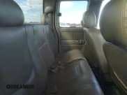 ✅ 2003 Chevrolet Silverado 2500HD LS • VIN: 1GCHK29U03E274062 • Lot: 82757165. Wystawiony na Copart z przebiegiem 329 319 mil. Bezpłatny archiwum sprzedaży aukcyjnych z USA i szczegółowy raport historii pojazdu na DreamBid. Zdjęcie 10.