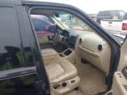✅ 2004 Ford Expedition Eddie Bauer • VIN: 1FMPU17L54LB85686 • Лот: 43727094. Опубликован ранее на IAAI с пробегом 155 328 миль. Бесплатный доступ к архиву аукционных продаж из США и подробный отчёт об истории автомобиля на DreamBid. Изображение 5.