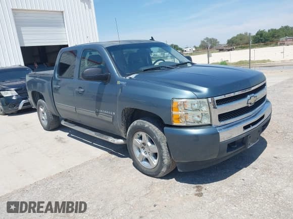 ✅ 2009 Chevrolet Silverado 1500 • VIN: 2GCFC135891120628 • Lot: 42987968. Listed on IAAI with 243,739 mi. Free auction sales archive from the USA and detailed vehicle history report at DreamBid. Image 1.