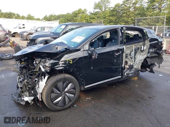 ✅ 2024 Nissan ARIYA Platinum+ • VIN: JN1DF0CDXRM734331 • Lot: 42854626. Wystawiony na IAAI z przebiegiem 10 930 mil. Bezpłatny archiwum sprzedaży aukcyjnych z USA i szczegółowy raport historii pojazdu na DreamBid. Zdjęcie 6.