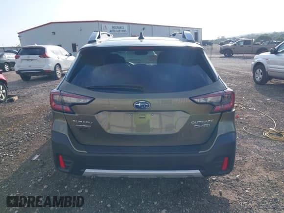 ✅ 2022 Subaru Outback Touring • VIN: 4S4BTAPC3N3147176 • Lot: 42747954. Wystawiony na IAAI z przebiegiem 34 712 mil. Bezpłatny archiwum sprzedaży aukcyjnych z USA i szczegółowy raport historii pojazdu na DreamBid. Zdjęcie 17.
