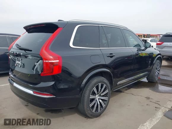 ✅ 2023 Volvo XC90 Plus • VIN: YV4L12PN0P1973047 • Lot: 41906702. Listed on IAAI with 20,615 mi. Free auction sales archive from the USA and detailed vehicle history report at DreamBid. Image 4.
