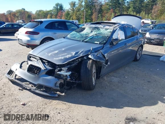 ✅ 2016 BMW 5 Series 528i xDrive • VIN: WBA5A7C5XGG151171 • Лот: 43318784. Опубликован ранее на IAAI с пробегом 147 388 миль. Бесплатный доступ к архиву аукционных продаж из США и подробный отчёт об истории автомобиля на DreamBid. Изображение 21.