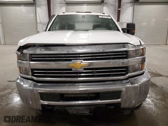 ✅ 2015 Chevrolet Silverado 2500HD Work Truck • VIN: 1GC1KUE88FF576543 • Лот: 76017154. Опубликован ранее на Copart с пробегом 282 523 миль. Бесплатный доступ к архиву аукционных продаж из США и подробный отчёт об истории автомобиля на DreamBid. Изображение 5.