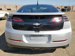 ✅ 2012 Chevrolet Volt • VIN: 1G1RD6E40CU124303 • Lot: 71253004. Wystawiony na Copart z przebiegiem 128 255 mil. Bezpłatny archiwum sprzedaży aukcyjnych z USA i szczegółowy raport historii pojazdu na DreamBid. Zdjęcie 6.