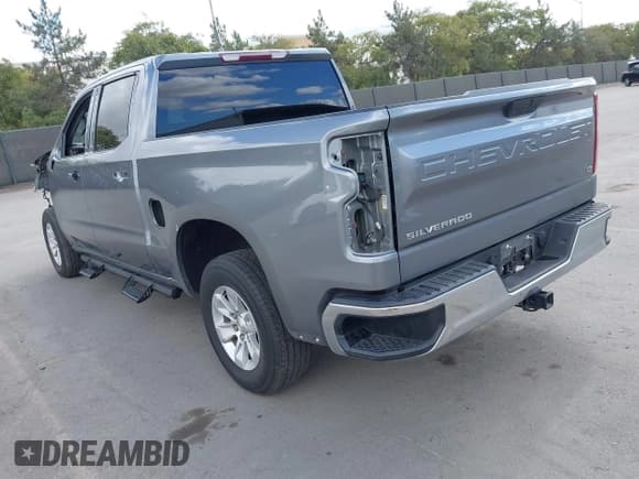 ✅ 2021 Chevrolet Silverado 1500 LT • VIN: 1GCPWCET9MZ135500 • Лот: 43432614. Опубликован ранее на IAAI с пробегом 116 710 миль. Бесплатный доступ к архиву аукционных продаж из США и подробный отчёт об истории автомобиля на DreamBid. Изображение 3.