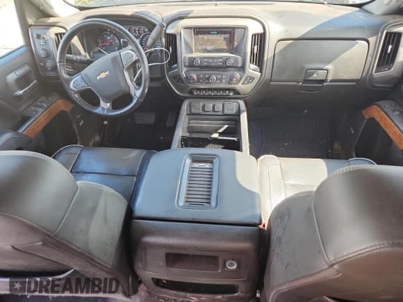 ✅ 2019 Chevrolet Silverado 2500HD High Country • VIN: 1GC1KUEY5KF117111 • Lot: 70201175. Listed on Copart with 133,769 mi. Free auction sales archive from the USA and detailed vehicle history report at DreamBid. Image 8.